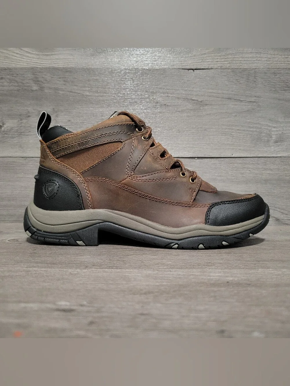 Ariat Men's Size 8 D Terrain Boot Leather brown Hiking